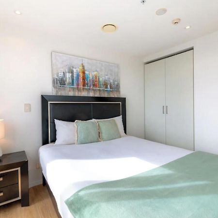 Skytower And City View 2 Bedroom Apartment On High Floor 奥克兰 外观 照片