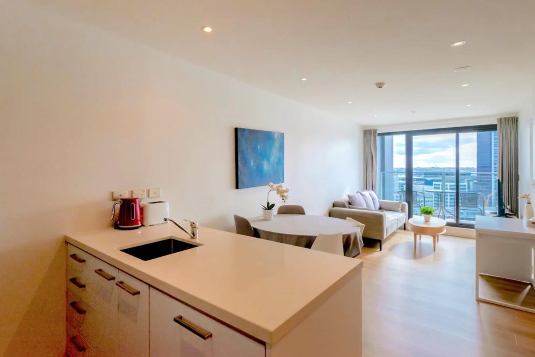 Skytower And City View 2 Bedroom Apartment On High Floor 奥克兰 外观 照片