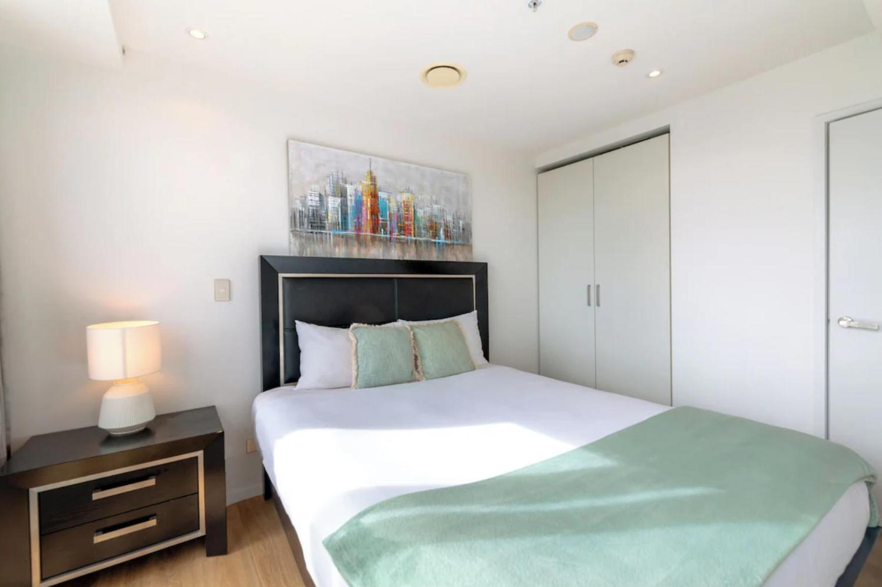 Skytower And City View 2 Bedroom Apartment On High Floor 奥克兰 外观 照片