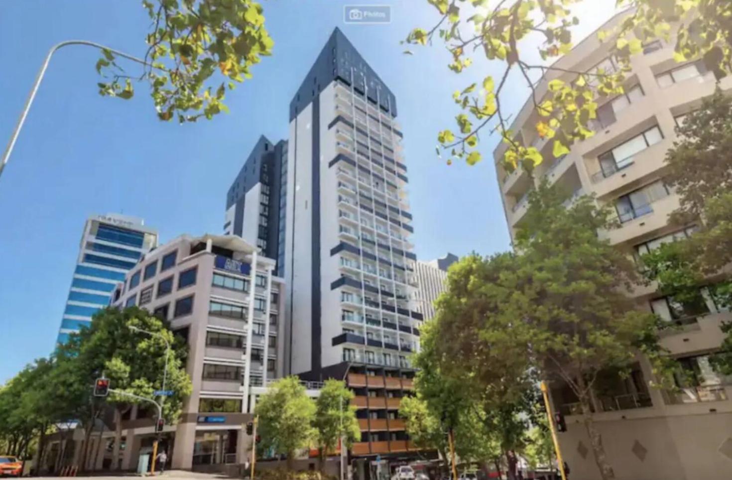 Skytower And City View 2 Bedroom Apartment On High Floor 奥克兰 外观 照片